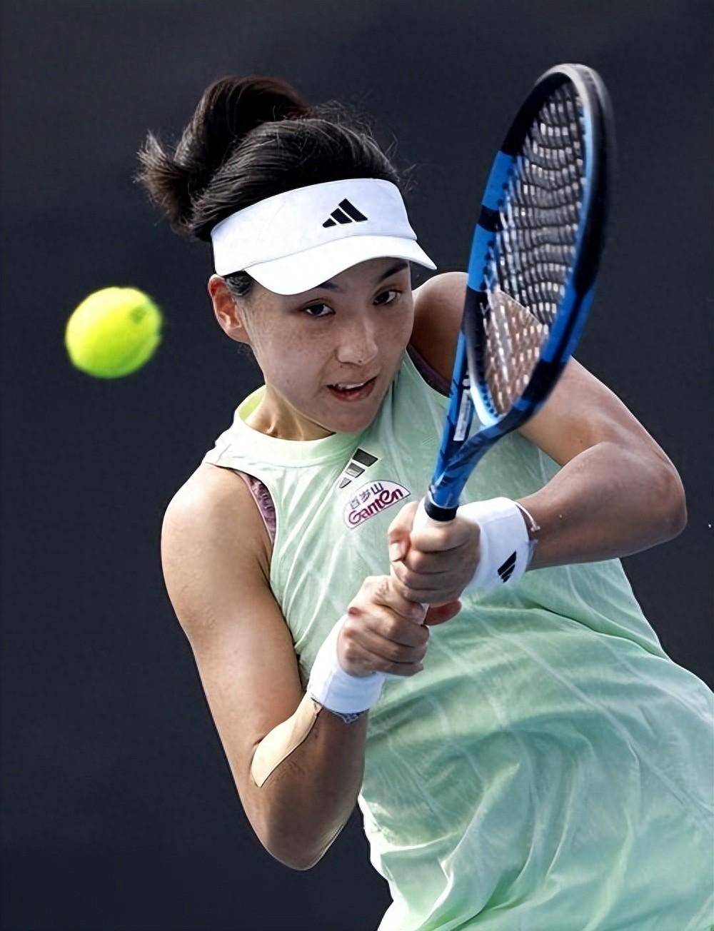 从看台上的 从看台上的